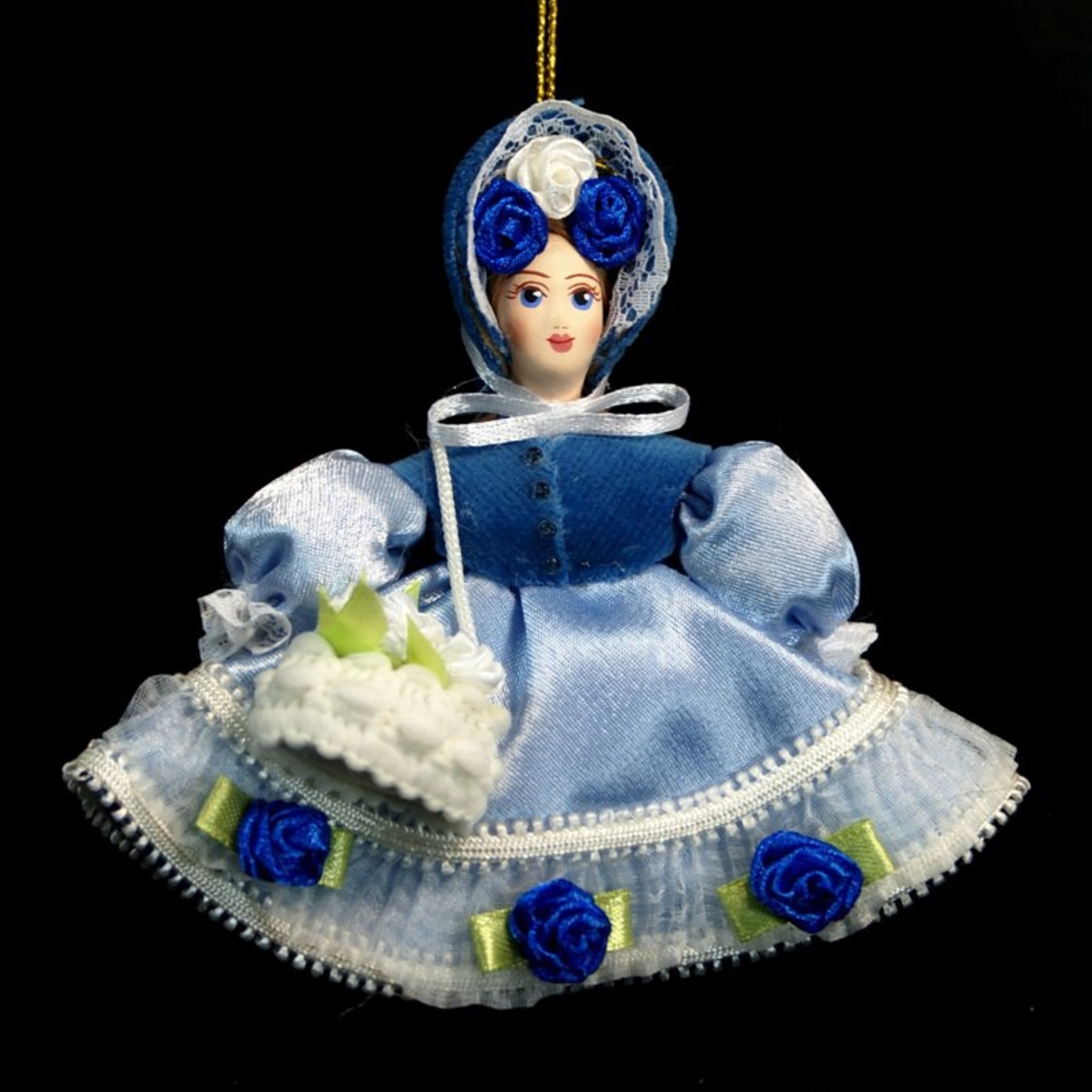 Master-class on making of souvenir porcelain doll