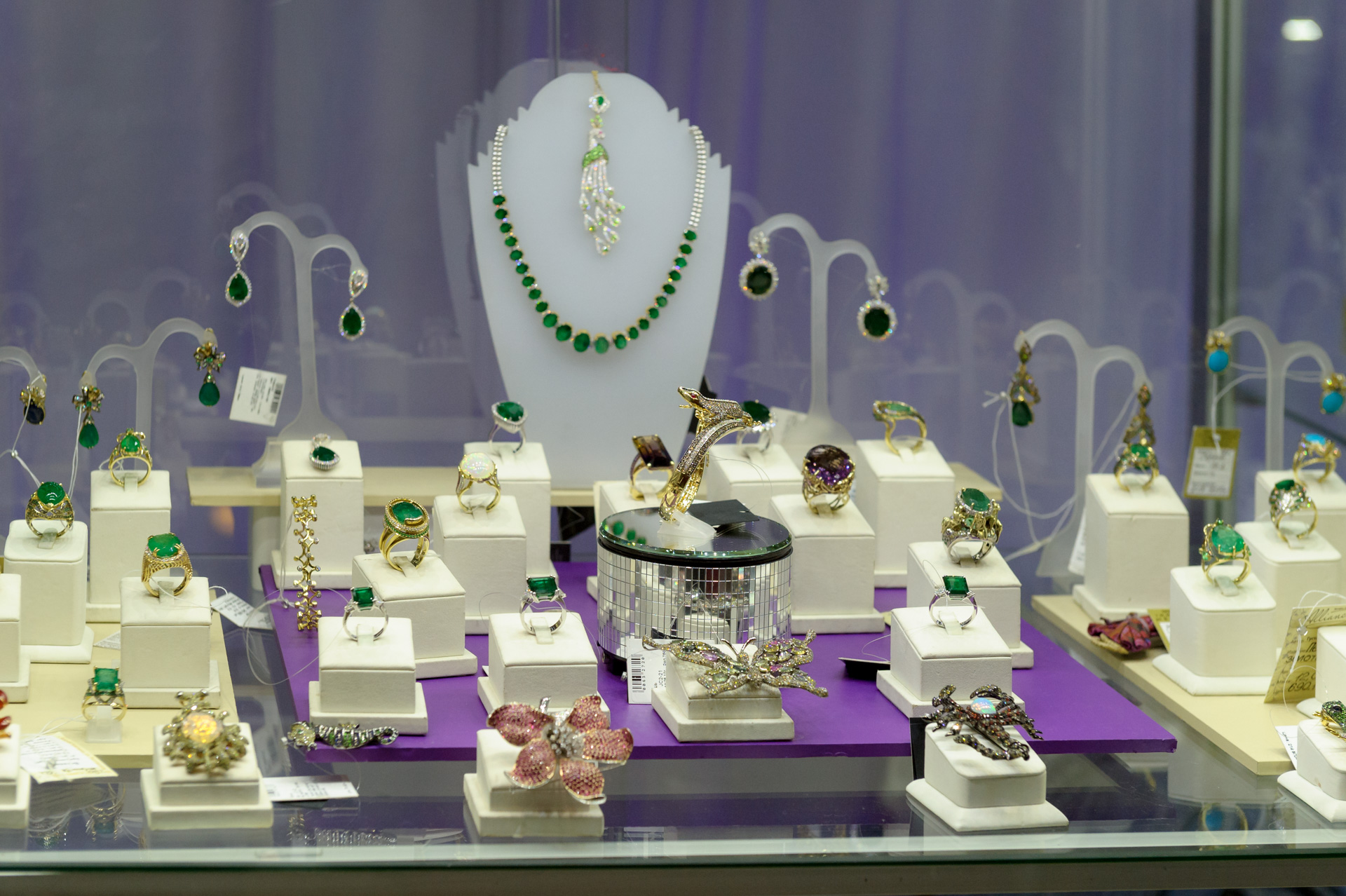 Jewelry exhibition-sale “Treasures of Petersburg”